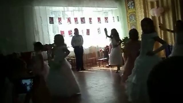 Выпускной детсада. 2010 год(11) смотреть онлайн