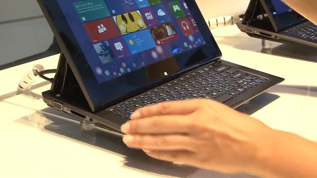 VAIO Duo 11 Ultrabook From Sony    With Surf Slider Touch Screen And Handwriting Features