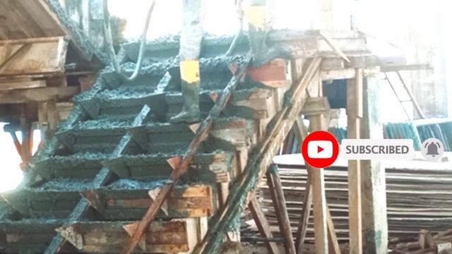Proses pengecoran tangga belok/the process of casting stair смотреть онлайн