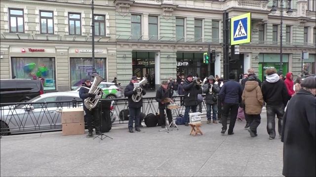 Музыканты на улице Восстания. Петербург. 06.04.25. смотреть онлайн