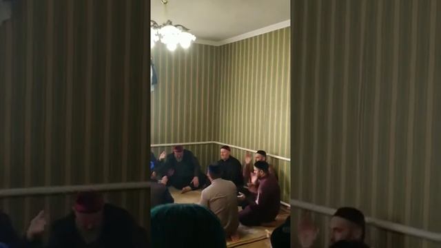 Халид Шали - Зикр у Муталиевых в Назрани, 28.12.2020г. смотреть онлайн