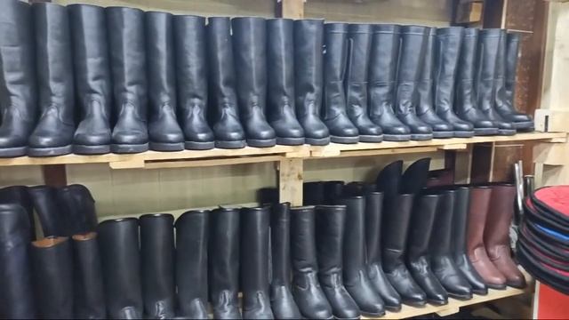 Лучшие моменты трансляции "Ат Жабдыктар керекби??? Анда Марал Дүкөнүнө кайрылыңыздар." (0:00–3:51) смотреть онлайн