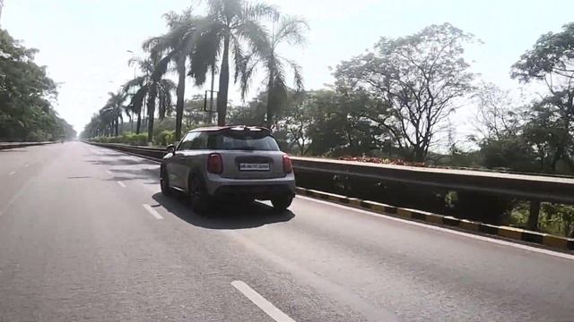 Relentless Performance! 2022 Mini JCW Review | ThrustZone