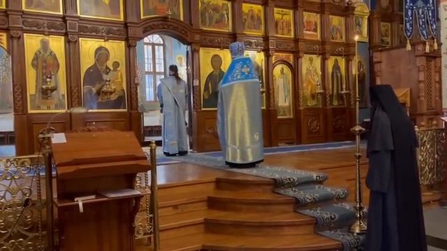 СТИХИРЫ В КАНУН БЛАГОВЕЩЕНИЯ НА «ГОСПОДИ ВОЗЗВАХ» | ХОР ИВЕРСКОГО МОНАСТЫРЯ смотреть онлайн