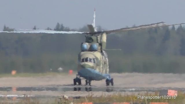 МИ-26 Взлет. Кубинка. смотреть онлайн