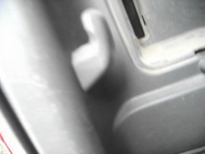 как поменять лампы в задней фаре чери тиго