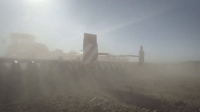 Kverneland Turbo T I-Tiller (EN)