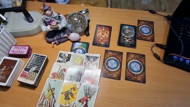 ИНТУИТИВНЫЙ ТАРО ПРОГНОЗ НА АПРЕЛЬ. ВЫБИРАЙ СВОЙ ВАРИАНТ♥🌼#тароонлайн смотреть онлайн