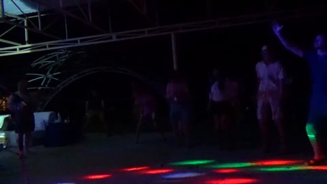 МЛГ Зелёные Трусы Rocksin на пляже 13 07 2018 смотреть онлайн