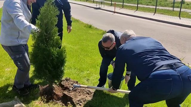Экологическая акция перед матчем ЮФЛ в Калуге смотреть онлайн