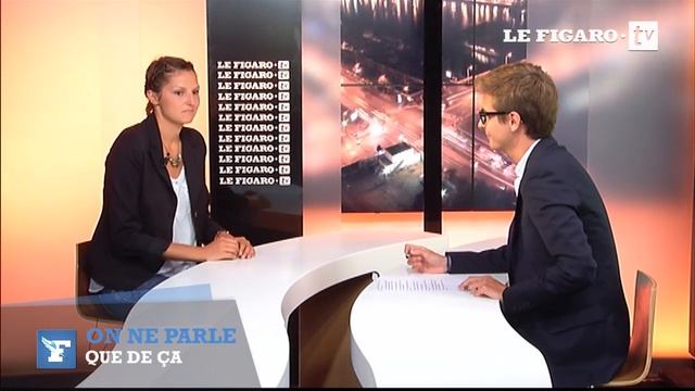 La première rentrée d'une jeune prof au lycée смотреть онлайн