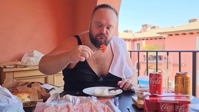 KAKVA JE HRANA i KOJE SU CENE u ITALIJI ?!? Ako nemaš za restoran tu je prodavnica смотреть онлайн