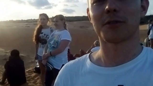 Красные дюны в Муйне/Вьетнам смотреть онлайн