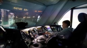 Симулятор поезда в Павильоне Московского транспорта / Поезд "Ласточка"-Иволга" едет в метро по БКЛ