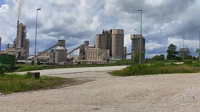 Work in malaysia cement plant near fgv palm plantation смотреть онлайн