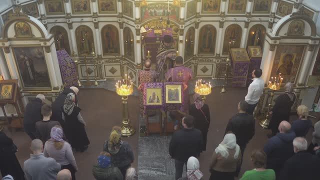 Запись трансляции 6 апреля 9:40. Часы. Литургия смотреть онлайн