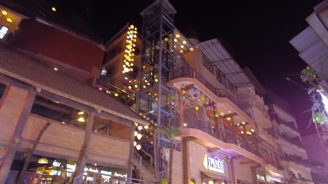 Night Walking Tour of Sapa Town смотреть онлайн
