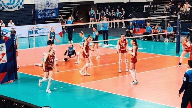 Кубок России. Динамовки вырывают победу у Тулицы в «золотом сете» смотреть онлайн