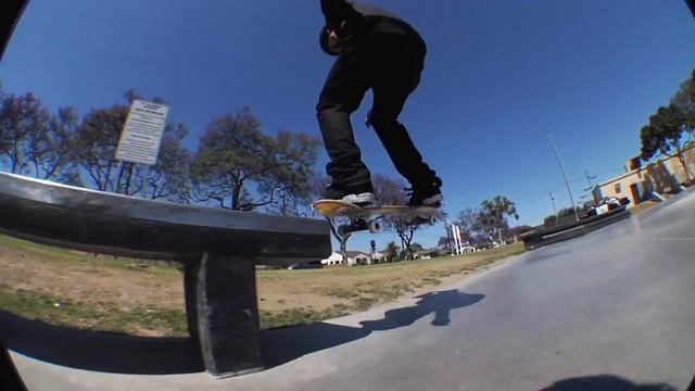 Skatepark Round-Up: Blind смотреть онлайн