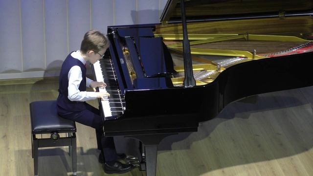 А. Скрябин. 1) Этюд, ор. 2 № 1. 2) Вальс, ор. 1 № 1. смотреть онлайн