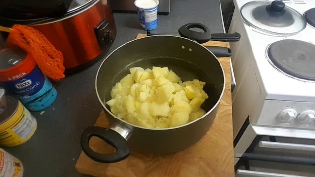 Sausage Mash and Lager | The Ultimate Bangers and Mash | Sausage Recipes #teamctb смотреть онлайн