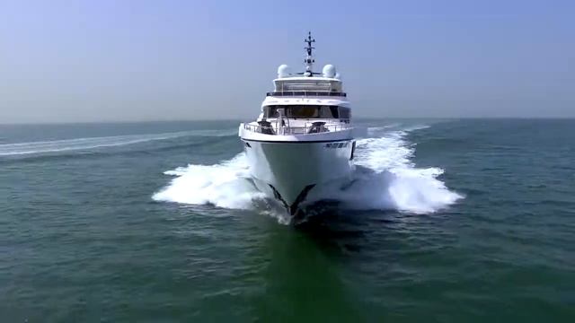 The Majesty 140 - BlackOrange Superyacht Experts смотреть онлайн