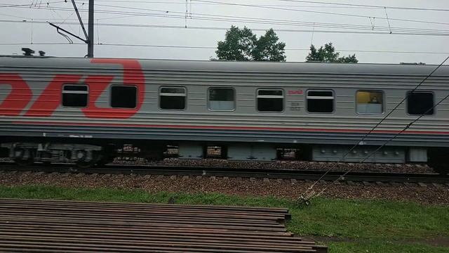 ЧС7-318 с поездом Белгород-Москва. смотреть онлайн