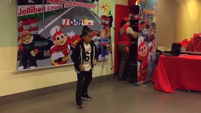 Sidekick, Jumpshot, Shale of You, That's What I Like, MOBE, Dahil Sa'yo, Despacito смотреть онлайн