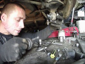 замена сайлентблока задней продольной тяги в цапфе камри + кат№