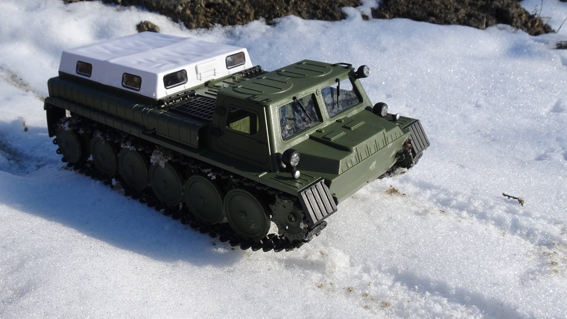 WPL E-1 (ГТ-СМ/ГАЗ-71) 1:16 Р/У Гусеничный транспортер - Испытания на снегу и льду