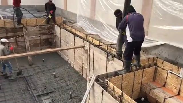 Шымкент. 2017 год. Частный бассейн. смотреть онлайн