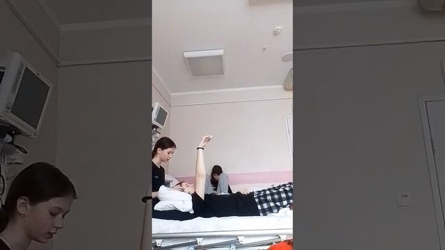 играем в красную дверь жёлтую дверь смотреть онлайн