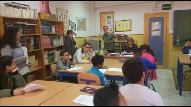 Lectura de Fábulas de La Fontaine смотреть онлайн