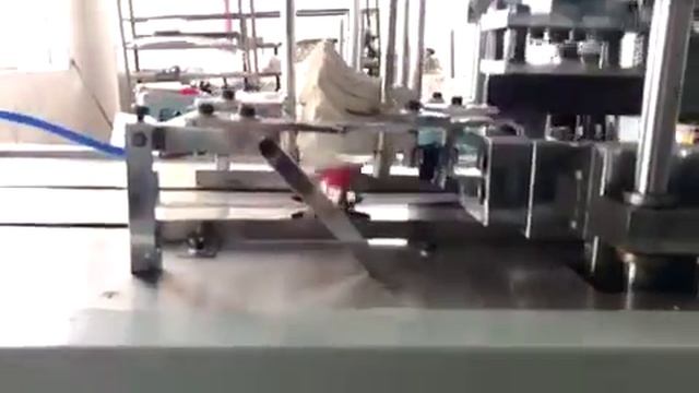 Машина для производства бумажных стаканов из картона с односторонней ламинацией KD-L12 смотреть онлайн