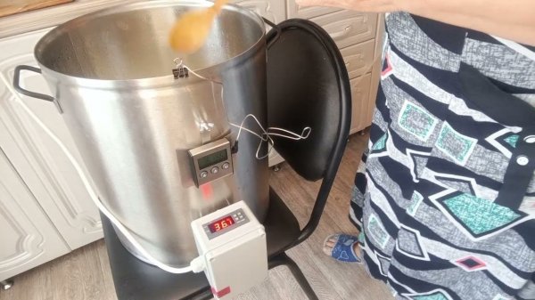 Домашняя сыроварня BERGMANN.