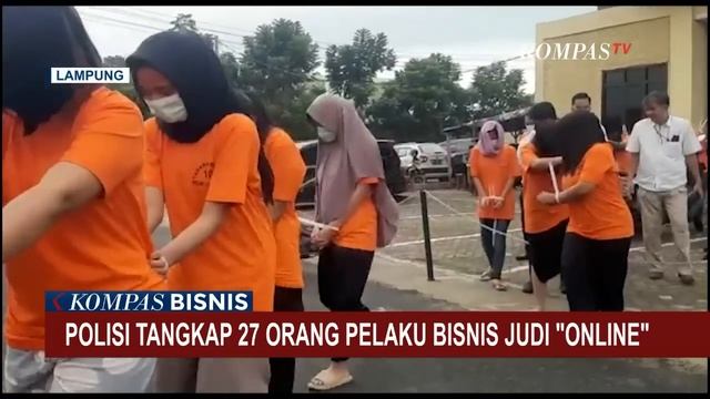 Polisi Gerebek Kantor Judi Online di Kabupaten Tangerang, 27 Orang Diamankan! смотреть онлайн