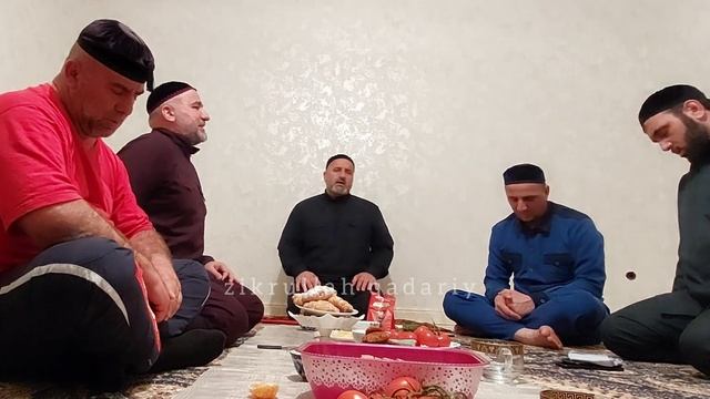 Хож-Ахьмад Ма Беркате Бутт Бу Хьо Я Шахӏру Рамазан Назма 18.04.2022 год смотреть онлайн