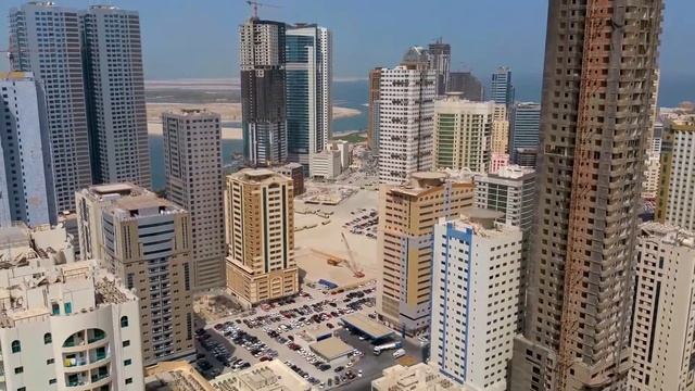 Sharjah City Al Majaz Area - الشارقة смотреть онлайн