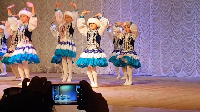 Танец Балдырган смотреть онлайн