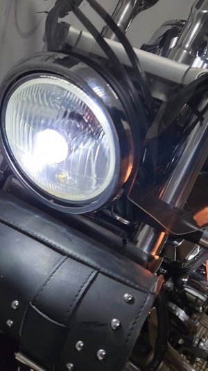 Замена лампы головного света на bi-led на мотоцикле honda shadow
