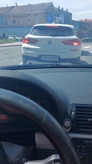 #BMW #Сигнал поворота не нужен😆🤘#европа #фура #дальнобой #automobile смотреть онлайн