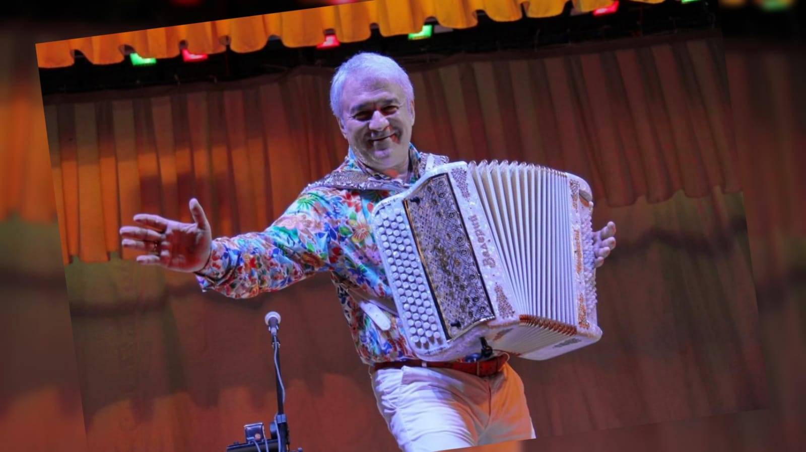 Заслуженный артист России Валерий Сёмин "Глухари" (музыка Валерия Сёмина, стихи Ирины Скибиной) смотреть онлайн