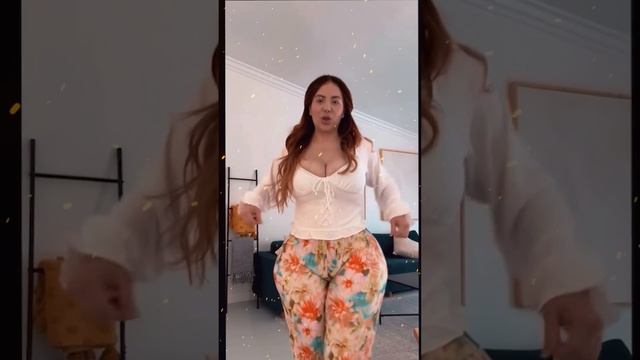 Karol Santiago (chimocurves) Biography | Career | Net Worth | Assets and more смотреть онлайн