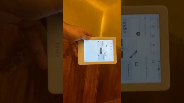 Kindle 10 v/s Kindle Paperwhite смотреть онлайн