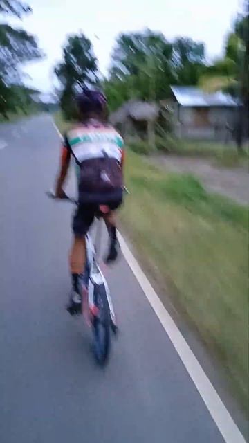 #bmx lang Ang baon sa long ride hehe#bmx #bmxstreet #bmxlife #mtb#rb смотреть онлайн