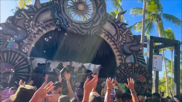 Vegas (Retro) - Universo Paralello 17 - 303 Stage - Pratigi/BA (Dezembro/2023) смотреть онлайн