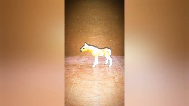 Сколько у меня лошадей? У меня нет базовых? Моя коллекция лошадей schleich! смотреть онлайн