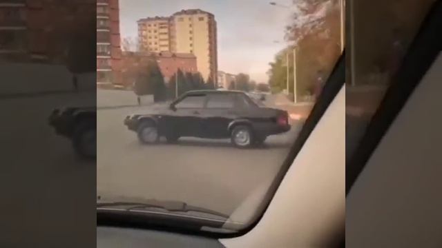 👿ЛЮТАЯ СУЕТА НА ВАЗ 21099👿 #shorts смотреть онлайн
