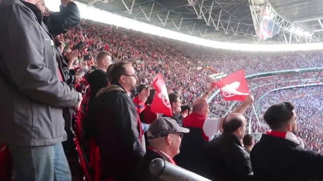 Arsenal Fans at Wembley: FA Cup Semi Final vs Manchester City смотреть онлайн