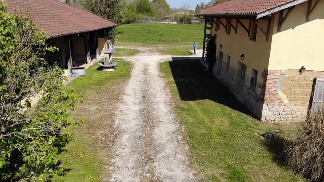 Ferme bressane de 18ième et centre d’élevage pleine nature, смотреть онлайн